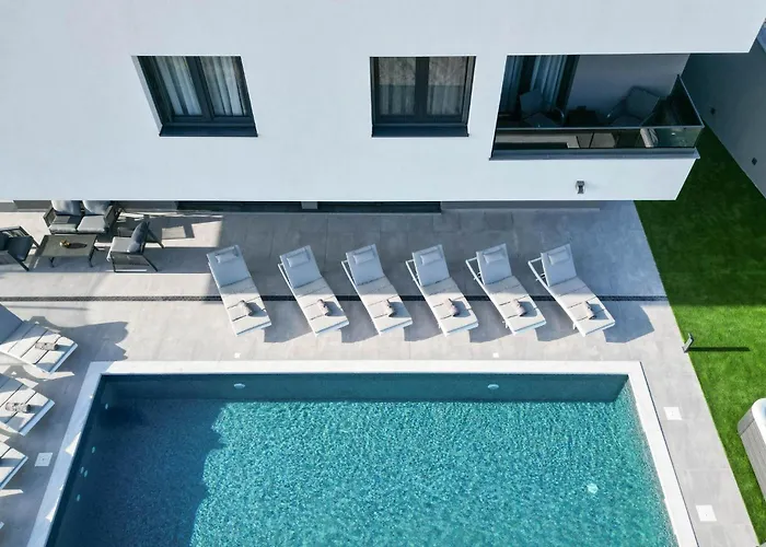 Vakantiehuis Awesome In *